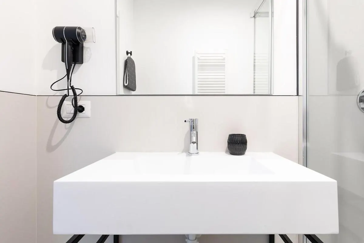 Apartment Dergano Suite 7B - Monolocale Di Charme M3 Dergano Milan